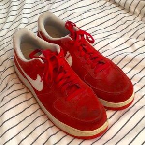 Red Nike airs size 12 mens